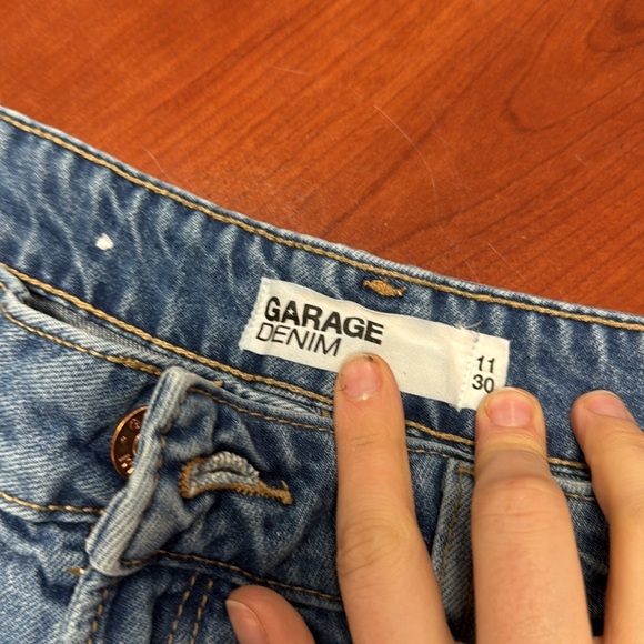 Garage denim shorts size 11 // 081723 - Picture 2 of 2